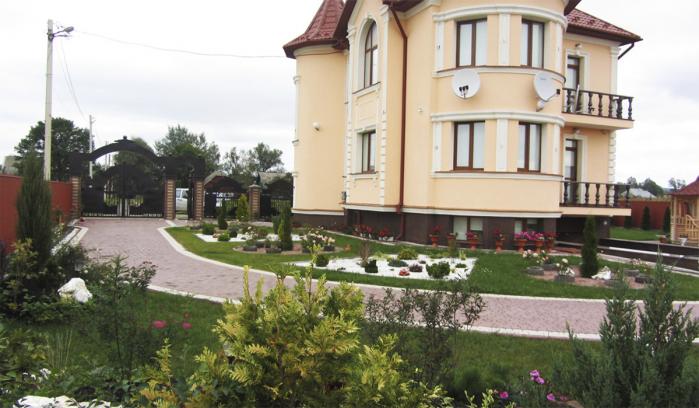 Дизайн приусадебного участка от дизайн студии Романа Москаленко