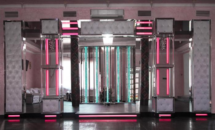 Пузырьковые колонны в интерьере от дизайн студии Романа Москаленко