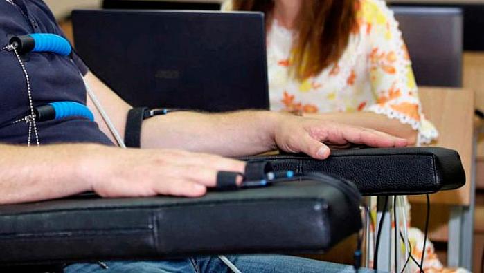 Срочно проверим сотрудников компании на полиграфе