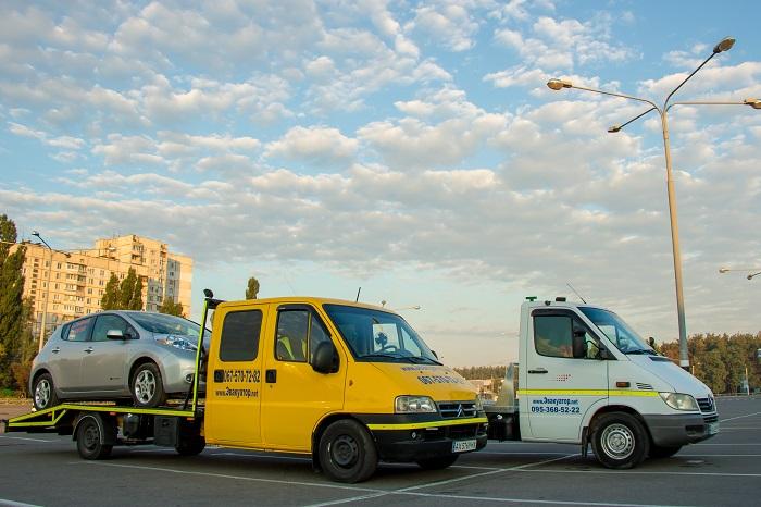 Эвакуатор Харьков. Автосос Харьков. Перевозка авто.