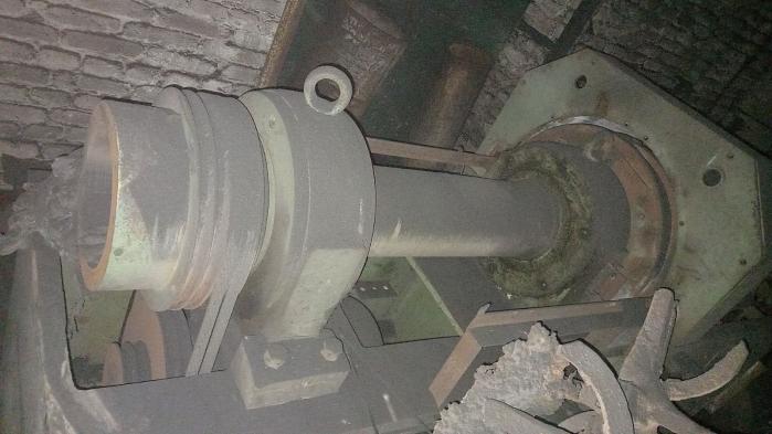 Машина для центробежного литья втулок 553-2