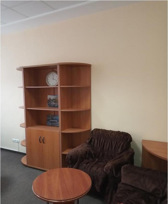 Сдам в аренду офис оригинальной планировки - звоните, договоримся.