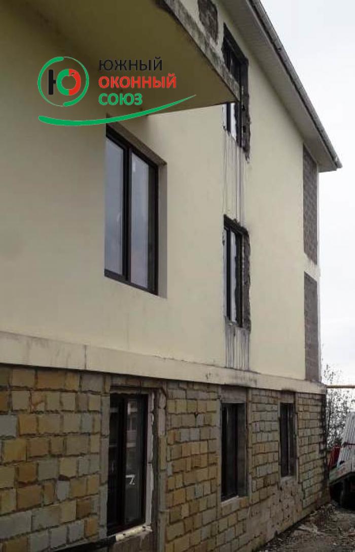 Установка, изготовление окон, дверей по вашим размерам.