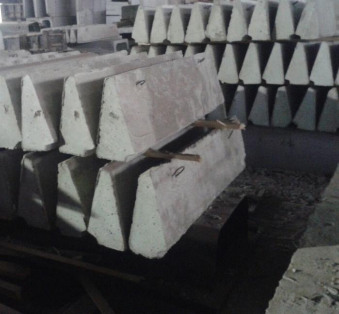 Плиты перекрытия ПК, ПБ, кольца колодцев КС, бордюр БР