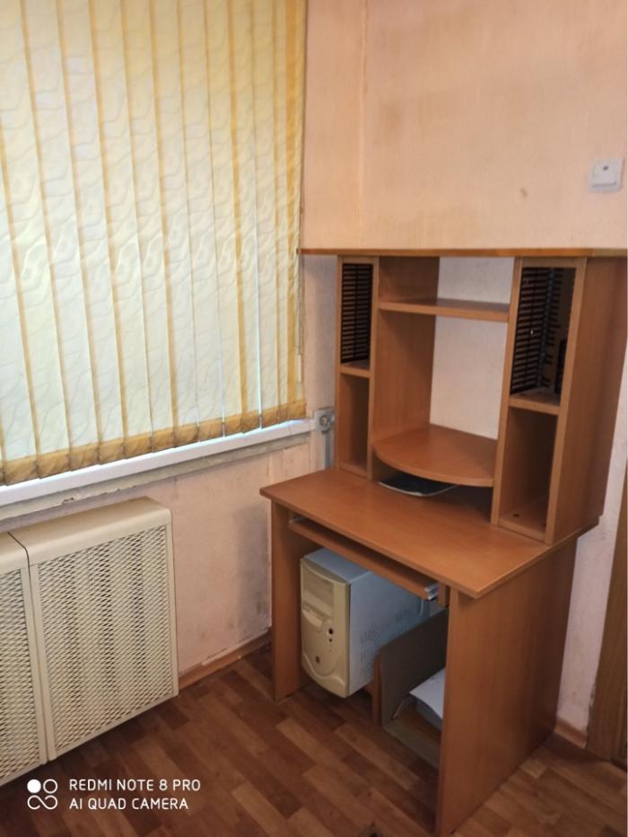 продам 2-комнатную квартиру на ул Чайковского 40