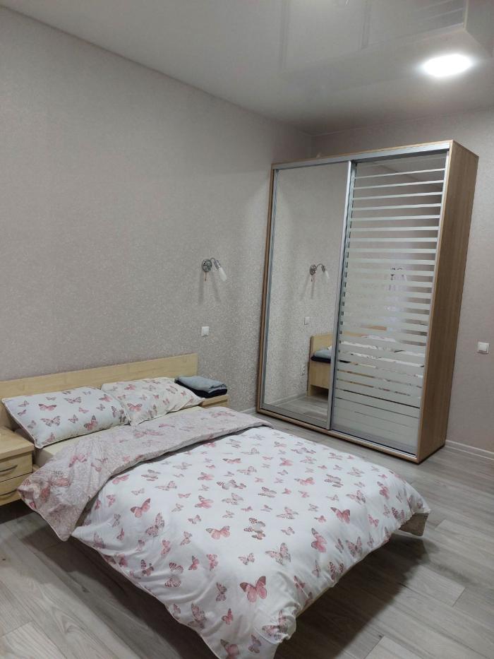 Сдам посуточно и почасово квартиры и дома в Запорожье.