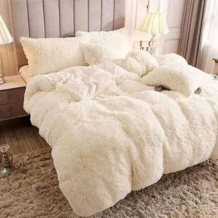 Плюшевый комплект постельного белья