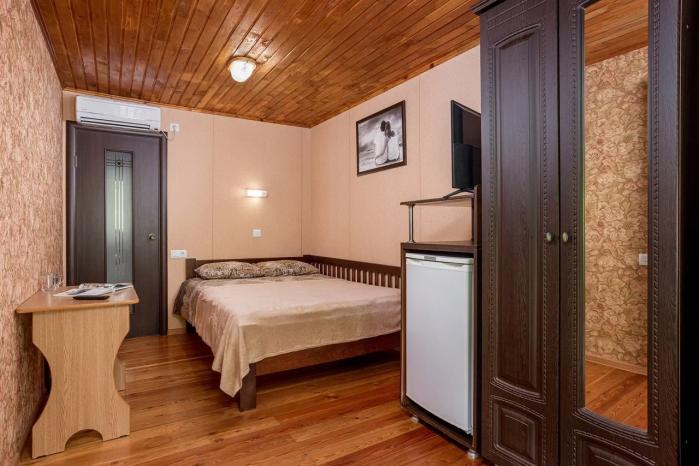 Отдых в Сочи. Отель Лаура в Лазаревском.