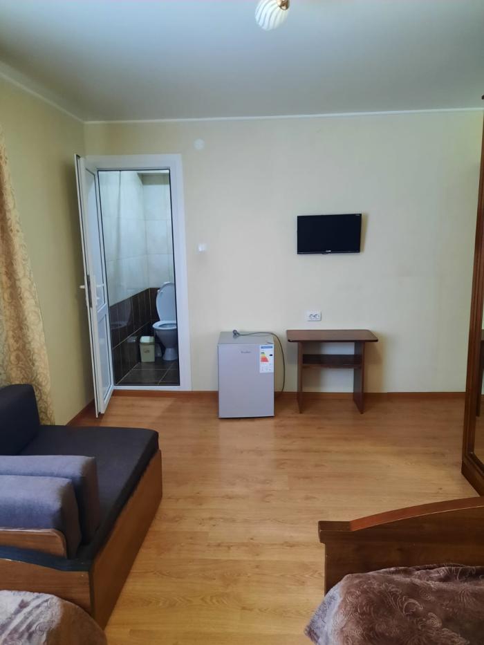 Отдых в Сочи. Гостевой дом «У Нателлы» в Волконке.