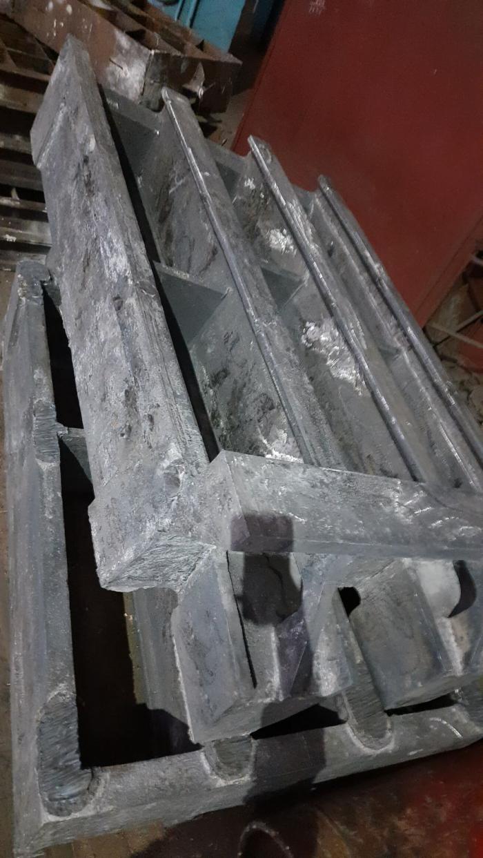 Ливарне виробництво чавунних та сталевих деталей різних напрямків