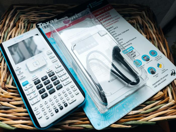 TI-Nspire CX II — ваш ключ к успеху по лучшей цене в Украине!