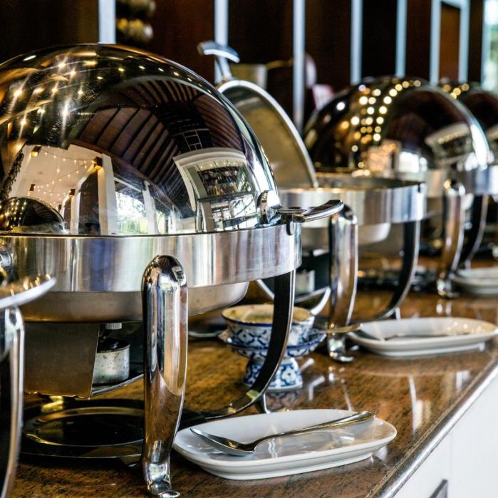Професійне обладнання та посуд для ресторанів, готелів, кафе, піцерій