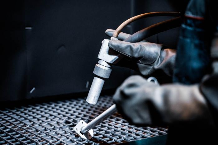 Абразивная очистка металлов. Услуги пескоструя