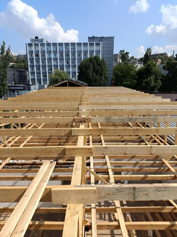 Кровельщики ремонт крыш мелкий и капитальный