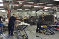 На производство требуется обивщик мягкой мебели.