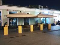 Зонт на боковой опоре 4 х 4 м. металлический