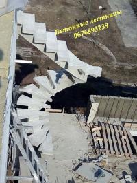 Монолитные бетонные лестницы. Проект изготовление под заказ, Киев