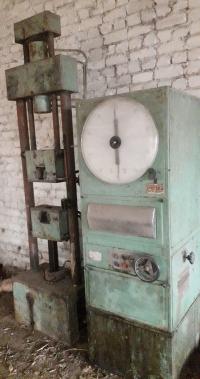 Разрывная машина Р-10